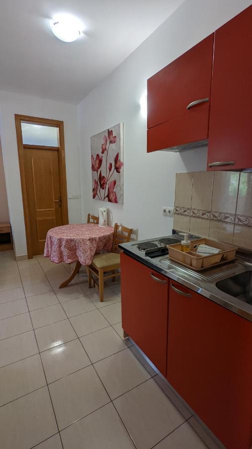 Apartment Vesna Gradac (Split-Dalmatia)