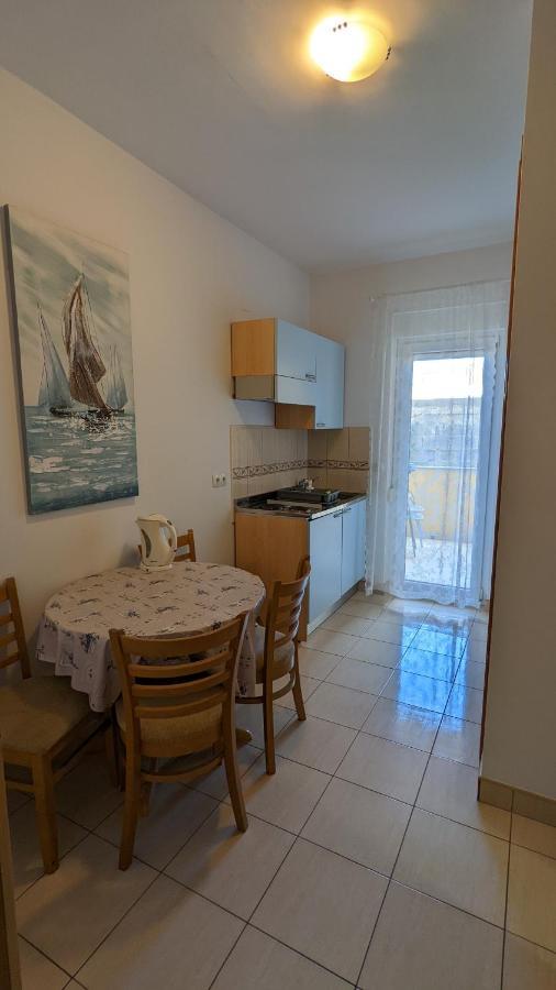 Vesna Gradac (Split-Dalmatia)
