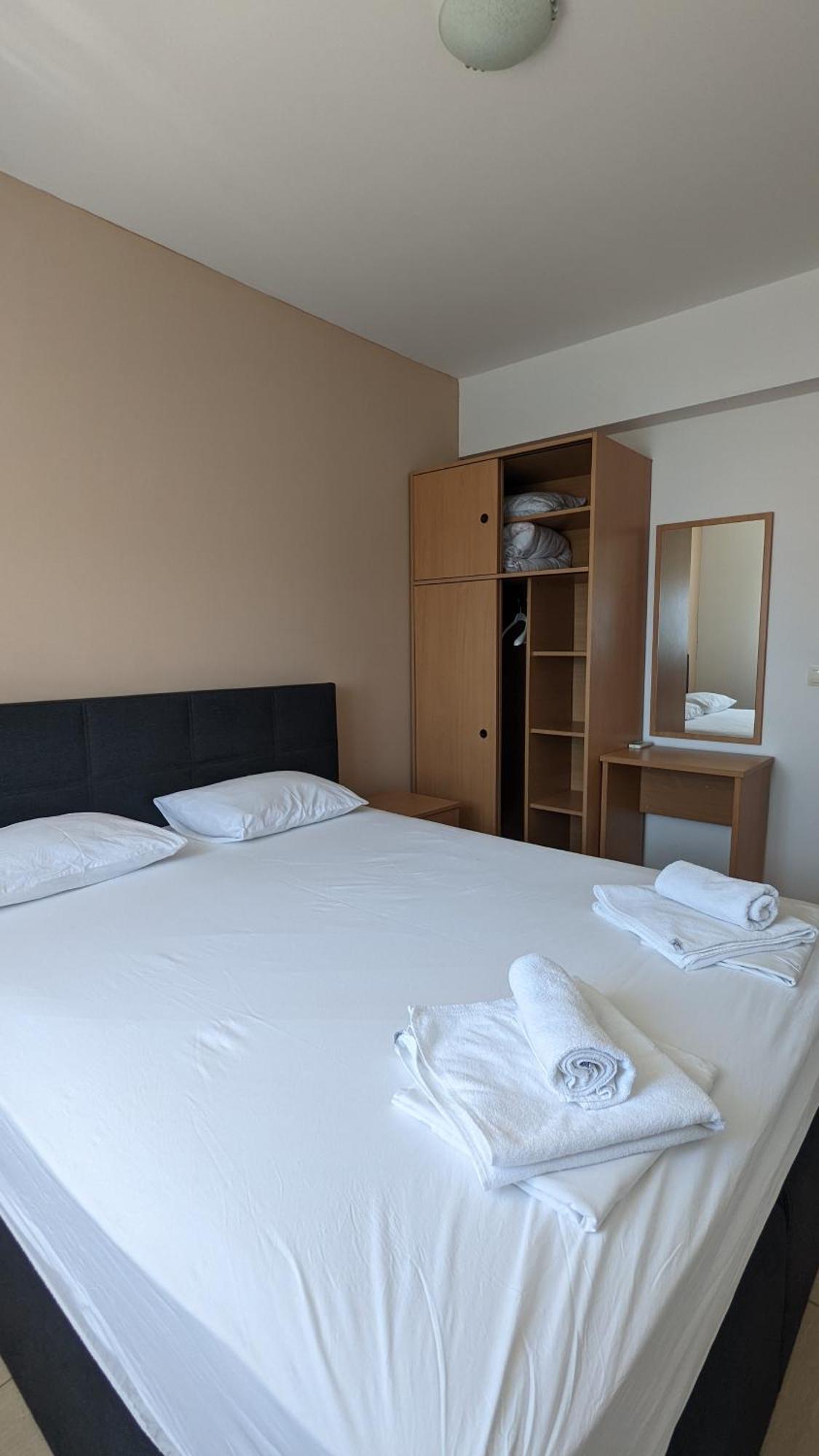 Vesna * Gradac (Split-Dalmatia)